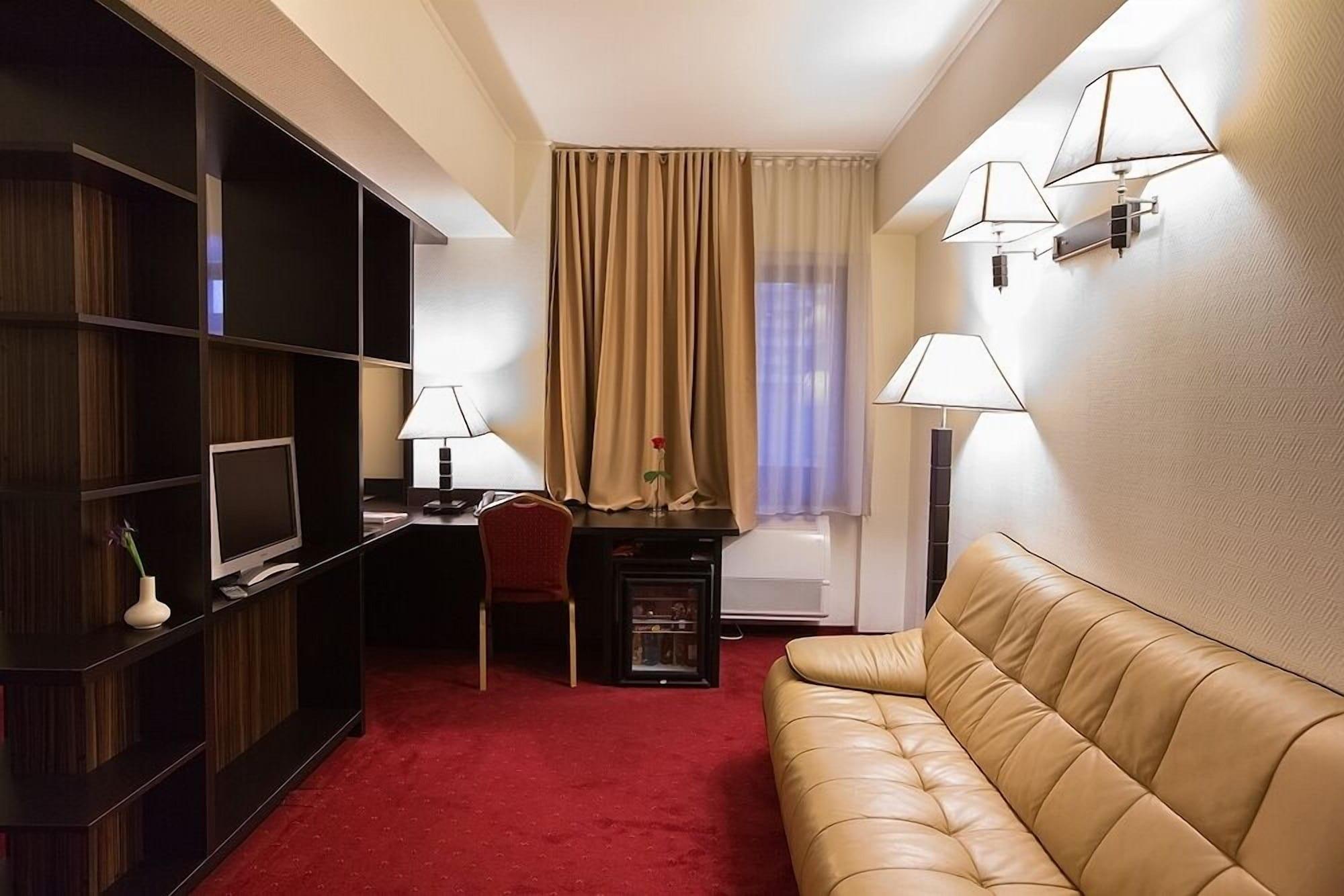 Ramada Iasi City Center Zewnętrze zdjęcie