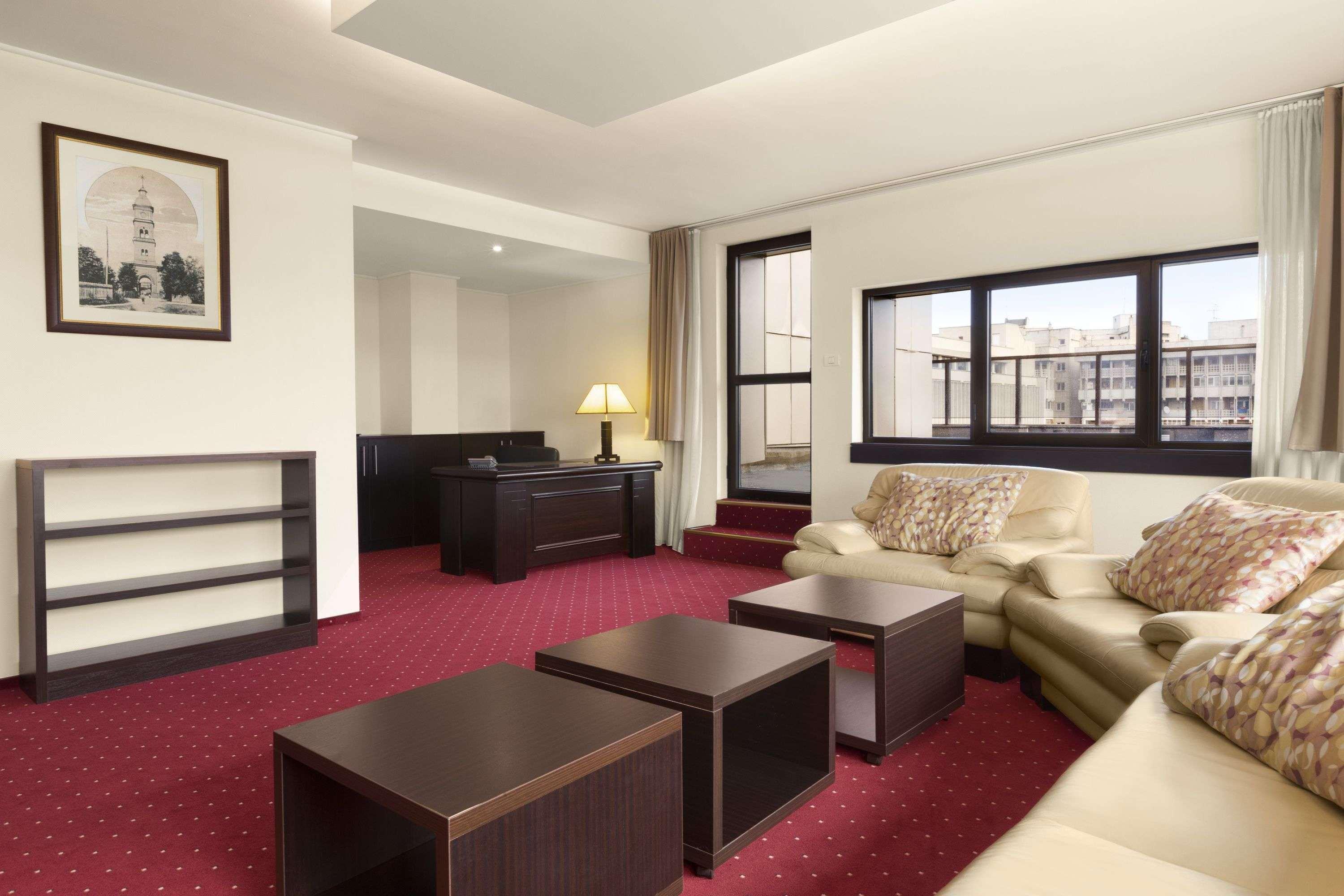 Ramada Iasi City Center Zewnętrze zdjęcie