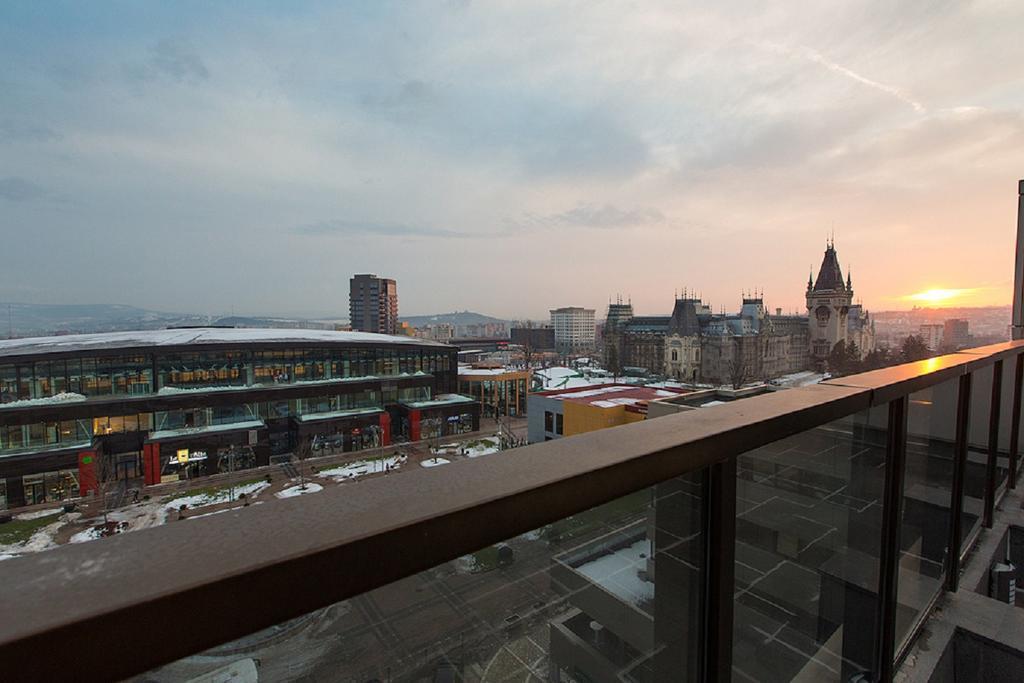 Ramada Iasi City Center Zewnętrze zdjęcie